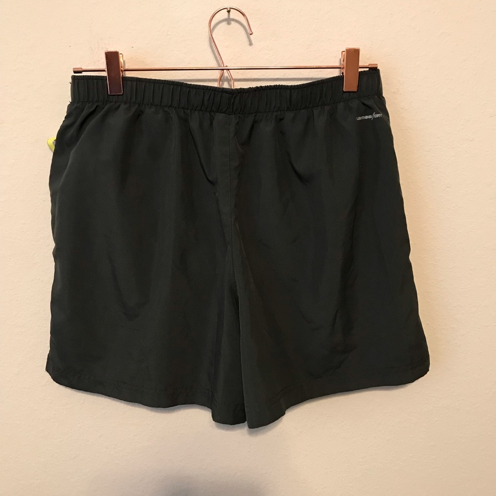 Shorts - Picture 6 of 6